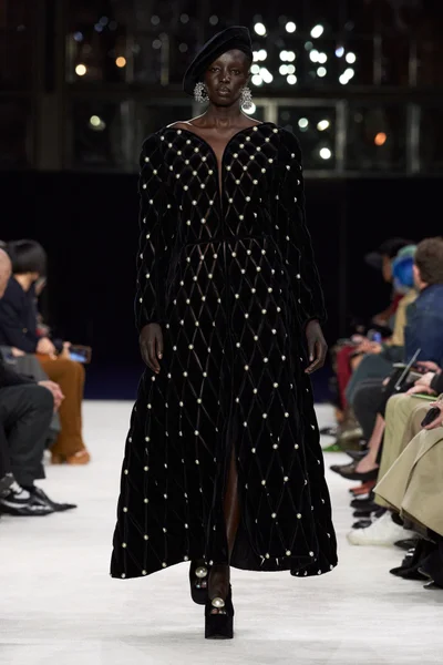Look 46